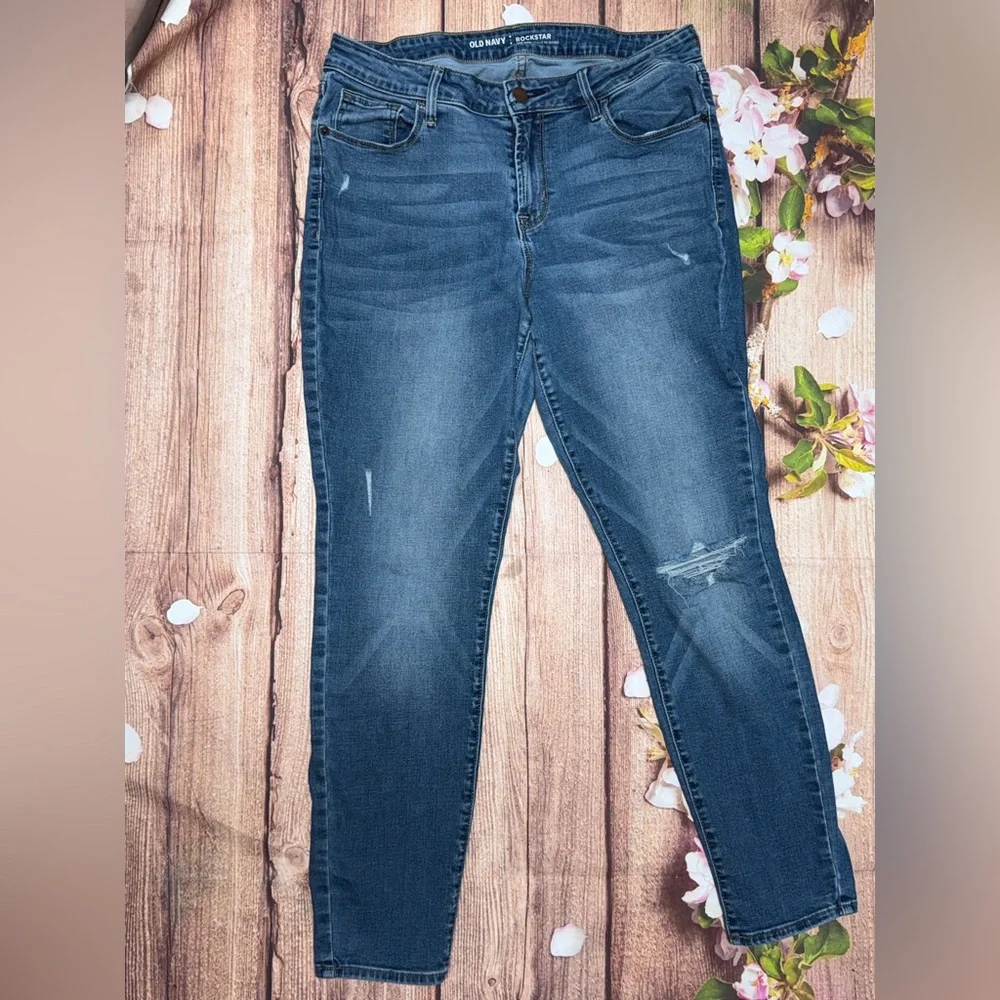 Old Navy Women's Skinny Jeans - Blue - Picture 1 of 5